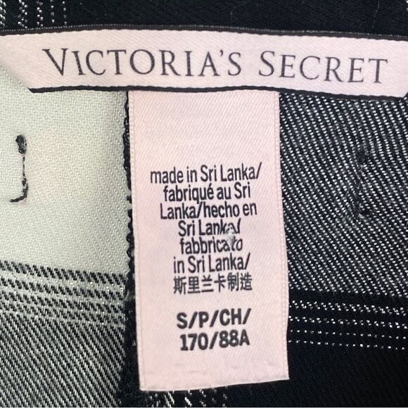 Victoria’s Secret Plaid Flannel Shorts Sleep Romper Black White Small - Picture 9 of 13